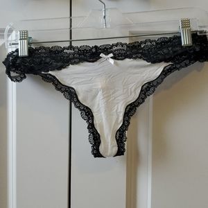 NWT Victoria's Secret Thong